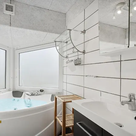 Gorgeous In With Kitchen *